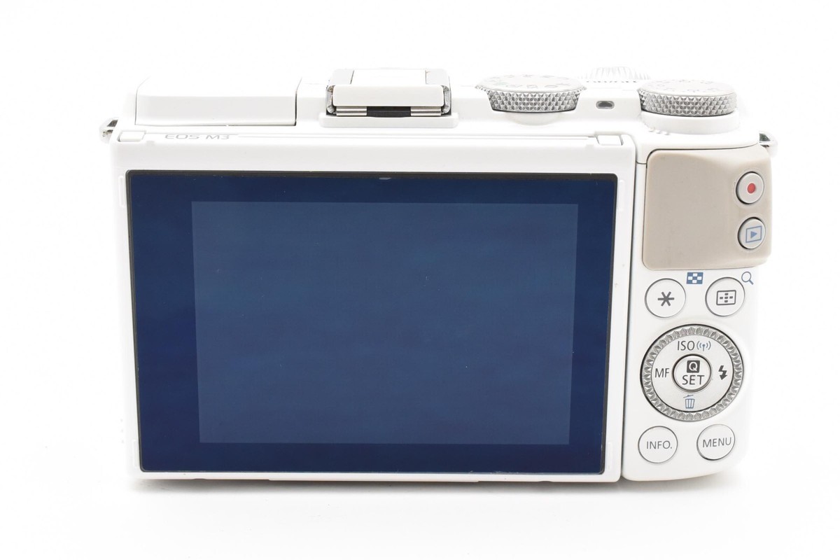 Canon EOS M3 w/EF-M 15-45mm f/3.5-6.3 IS STM [Excellent+++++
