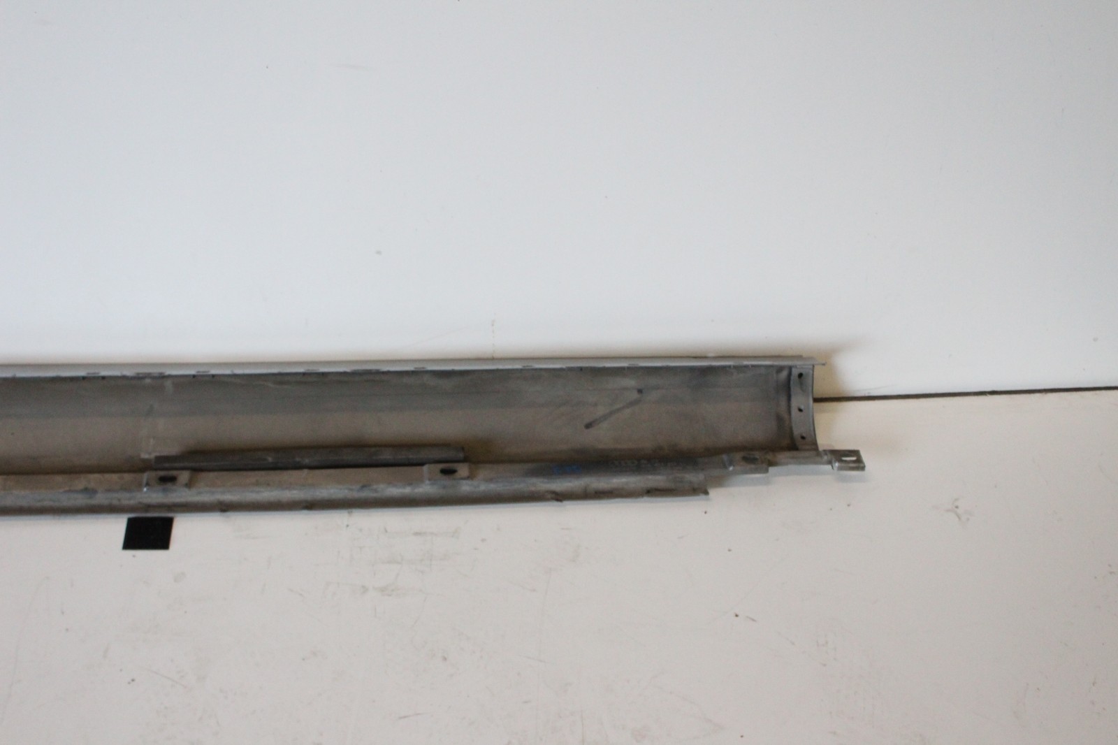 03 04 05 06 Audi A4 Convertible Left Driver Side Rocker Skirt 