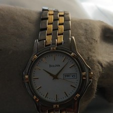 Bulova Men's Analogue Watch White Dial Day/Date Silver/Gold Bracelet