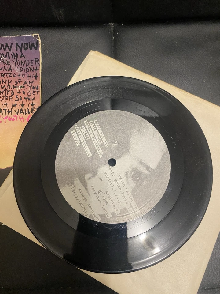 Sonic Youth LL Death Valley 69 виниловая пластинка 7 дюймов - Изображение 4 из 4