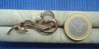 B35 Très Jolie Broche en Plaqué Or 10M Pierre Grenat & Perle Bijou Vintage - Photo 1/3