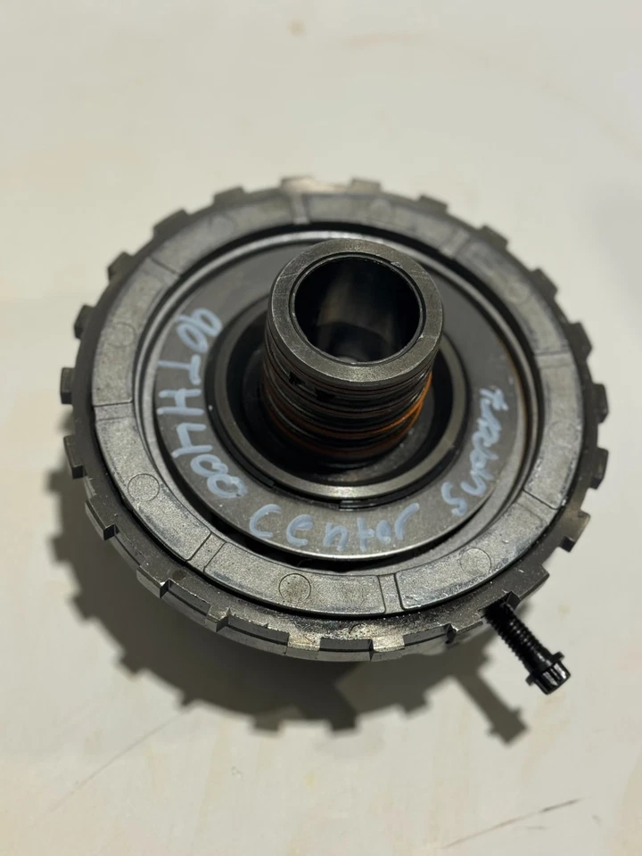 1990 GMC / CHEVY TH400 TURBO 400 AUTO TRANS MIDDLE CENTER SUPPORT BRACE USED - Image 2 of 4