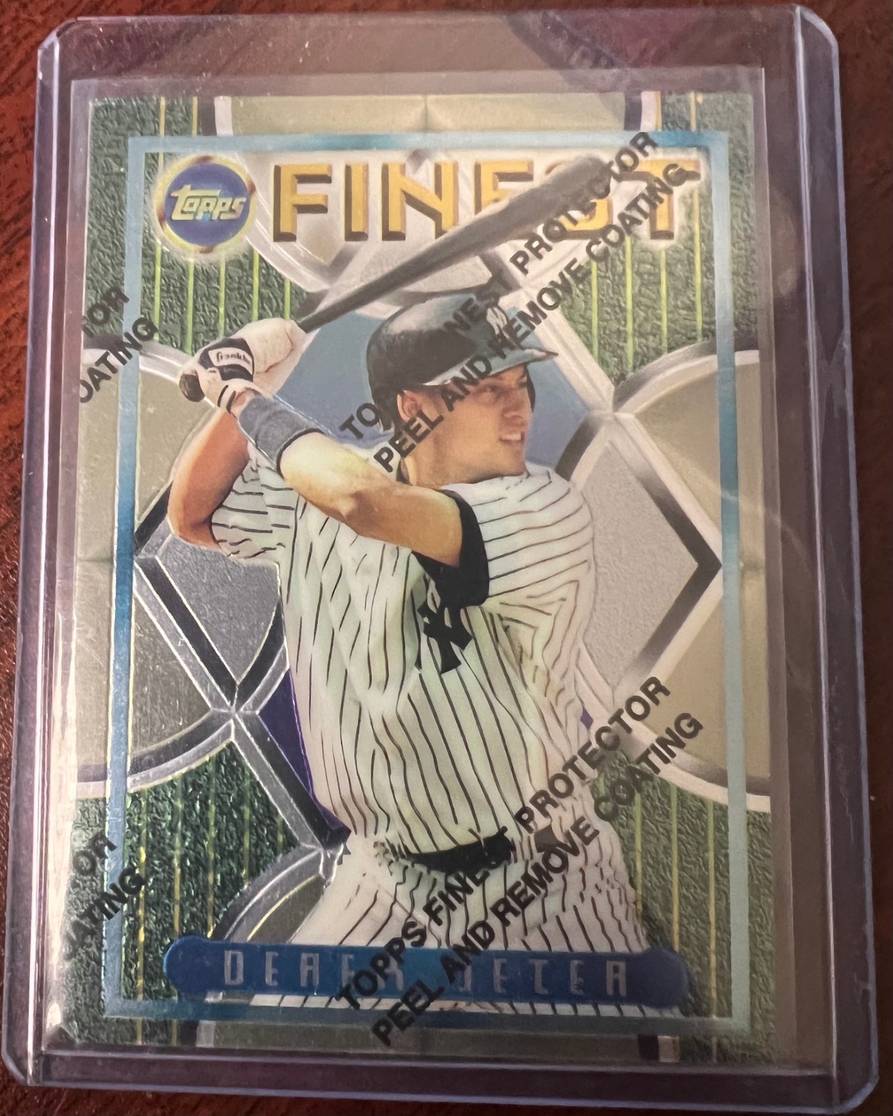 1995 TOPPS FINEST DEREK JETER #279 *WITH COATING* REFRACTOR. UNGRADED. BASEBALL.