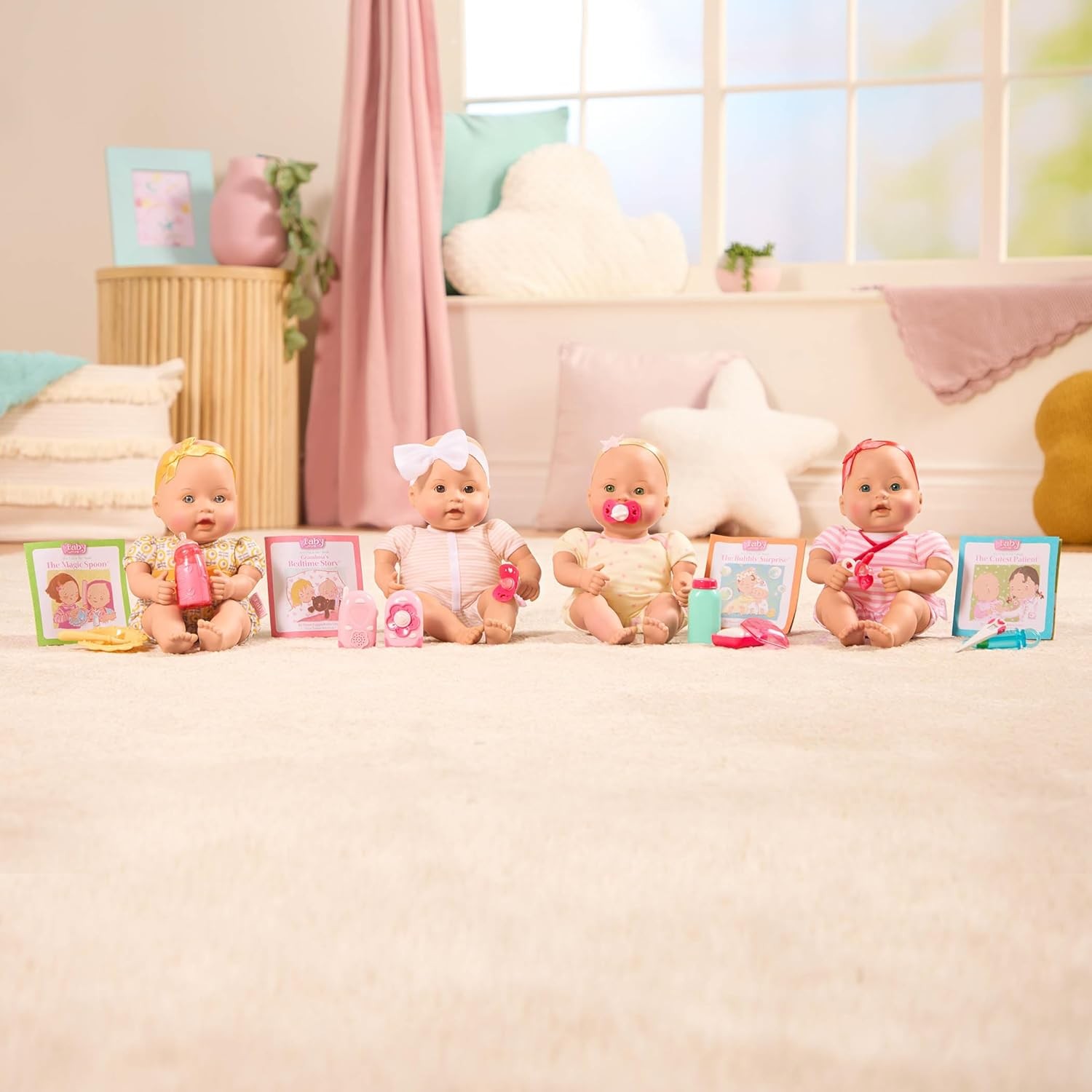 Poupée nouveauné à corps souple Baby Sweetheart de 30 cm avec lit rose