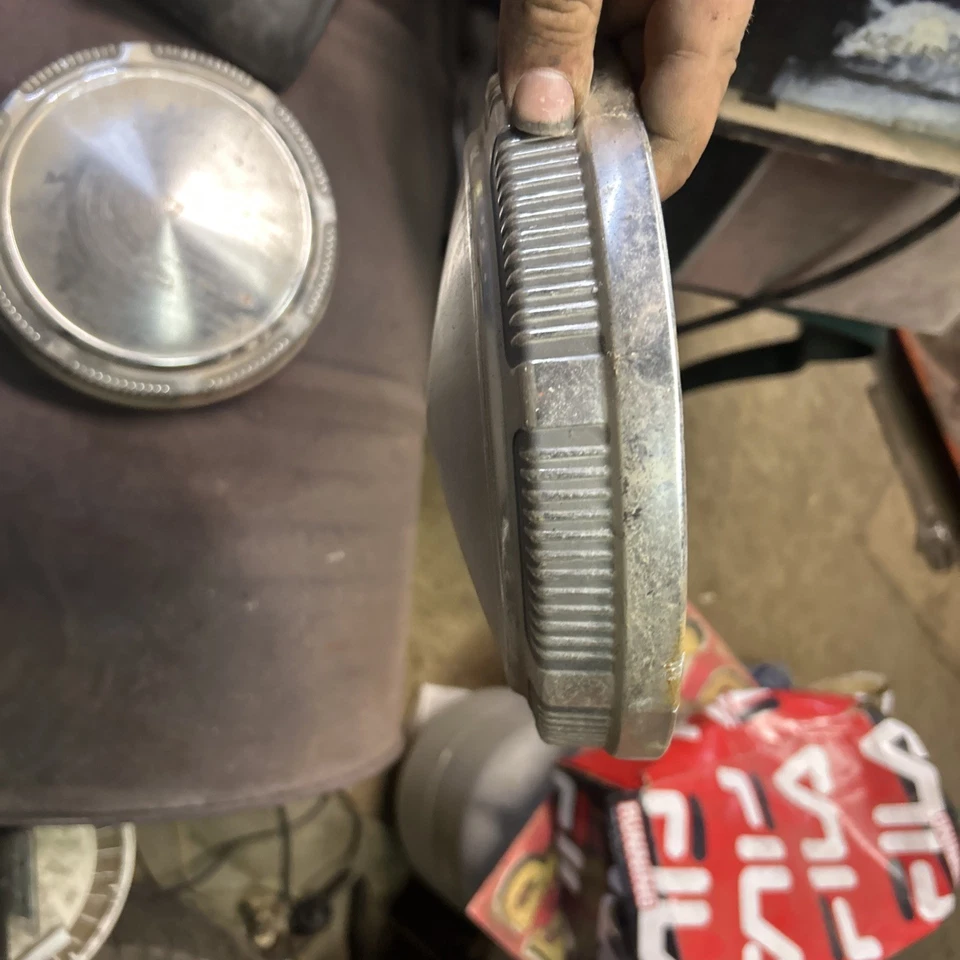 Mopar Dodge Plymouth Hemi 340 440 1968-1974 paquete de 6 OEM tapacubos plato para perros Foto 4 de 4