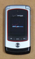 Motorola Adventure V750 - Silver and Black  Verizon  Rare Cellular Flip Phone