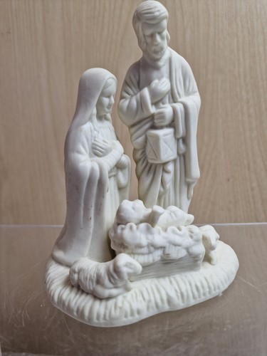 Porzellan Krippenfigur Maria Josef Jesuskind Lämmer Goldakzente - Bild 7 von 12