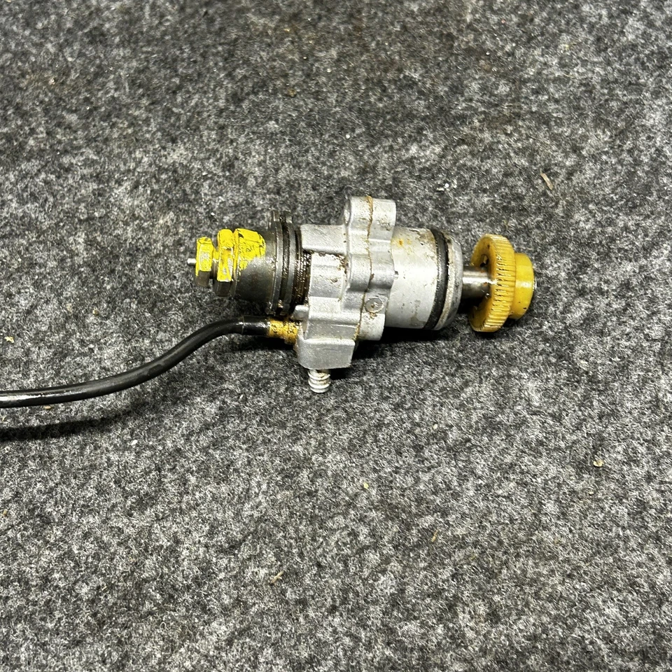 BOMBA DE INYECCIÓN INYECTOR DE ACEITE YAMAHA YF60 YF 60 4 ZINGER Foto 3 de 3