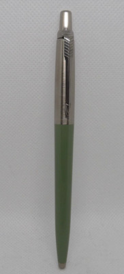 Parker Jotter GRAY/Green?  ball pen--chrome cap--new old stock-made in UK