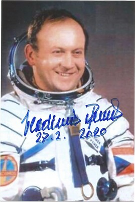 Cosmonaut VLADIMIR REMEK Soyuz-28 signed pic - full name + extra