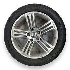 2010-2014 Volkswagen Touareg 7p 20 Wheel Rim W Tire Oem