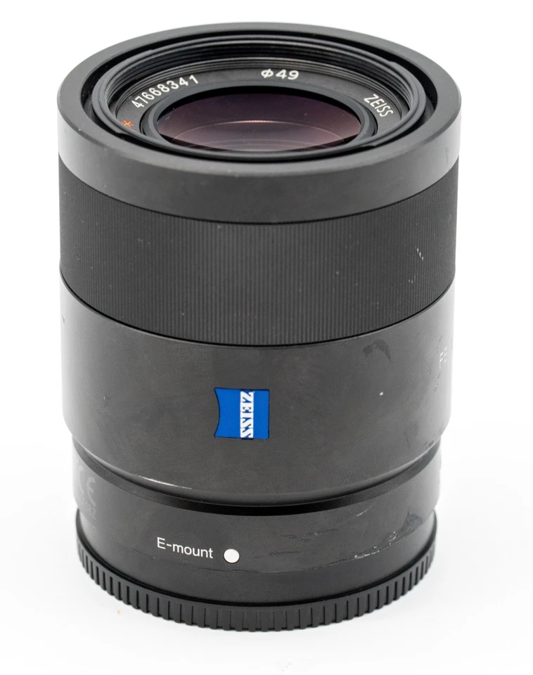 Sony SEL55F18Z FE 55mm F1.8 Zeiss *For Parts/Not Working* - Image 3 of 4