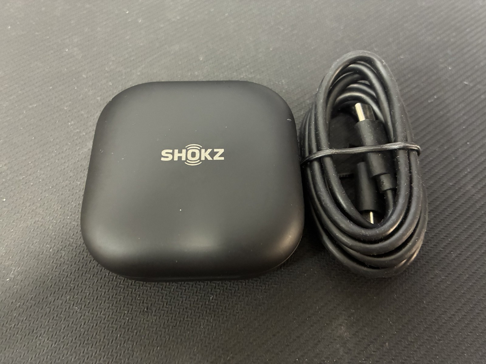 Shokz OpenFit Open-Ear  Charing case (T910) with cable only , no earbuds