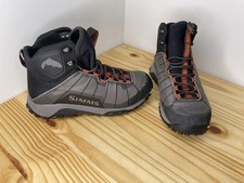 Simms Flyweight Size 8 Vibram Sole Wading Fishing Boots for Men Steel Grey
