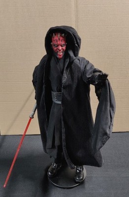 Dimond Select Toys - Star Wars Darth Maul ''Ultimate Quarter Scale'' Action Figure