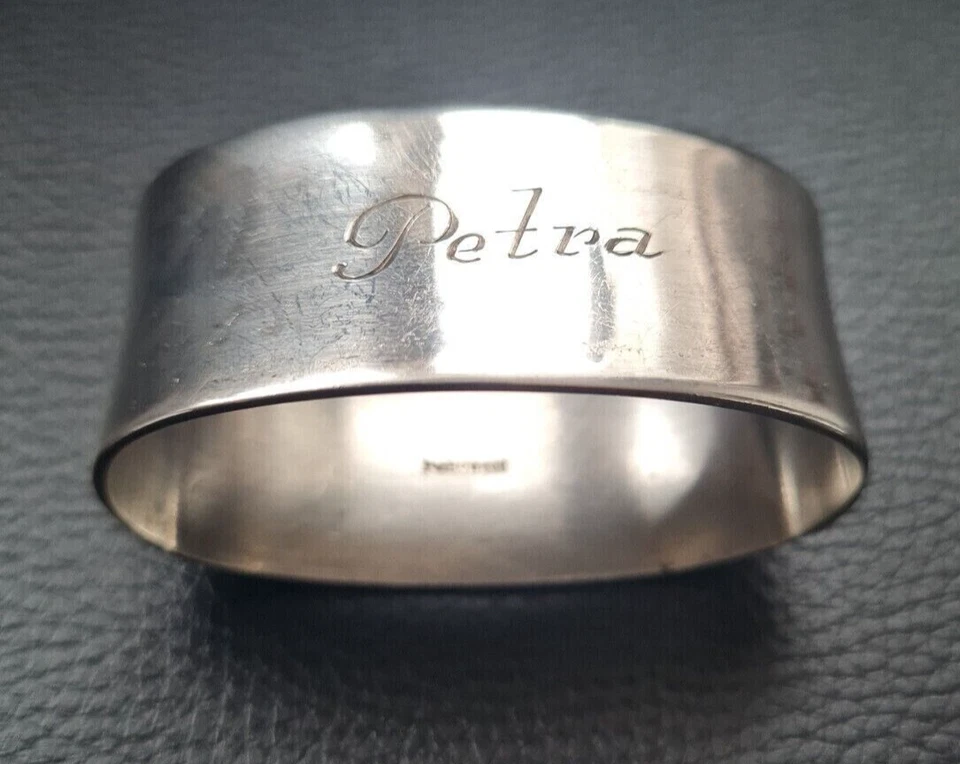 Anillo servilletero alemán vintage 800 plata MCM nombre "Petra" grabado Foto 3 de 4