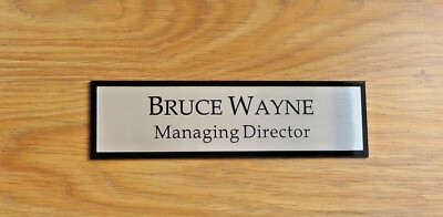 Personalisiertes 210 mm Executive Büro Wand Namensschild - erhöhen Sie Ihren Arbeitsbereich!