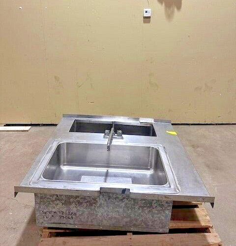 GLAS TENDER BAR SINK WITH INSULATED COLD PLATED ICE BIN 15"H X 40"W X 38.5"D