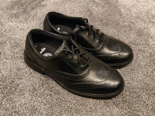 Clarks Boys Scala Brogue K Leather School Shoes Black Size 13F RRP £50 - Picture 1 of 7