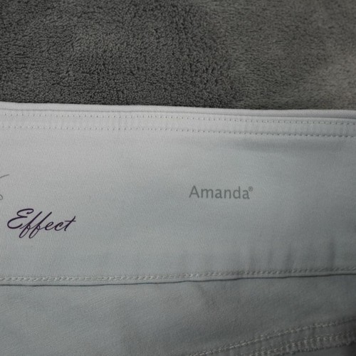 Gloria Vanderbilt Shorts Womens 16W Dove Grey Amanda Bermuda Pull On Stretch - Picture 7 of 12