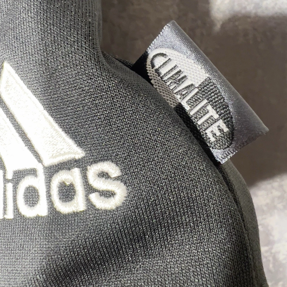 青少年阿迪达斯 Climalite 守门员短裤黑色加厚足球小号 (24Wx7L) — 第 3/4 张图片