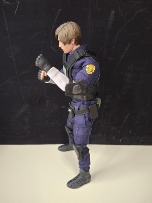 LEON S. KENNEDY Deluxe S Version Limtoys RPD Officer 1/12 Resident
