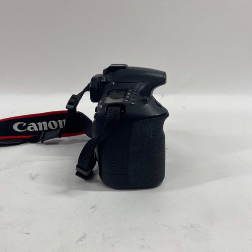 Canon EOS 60D 18.0MP Digital SLR DSLR Camera - Picture 2 of 15