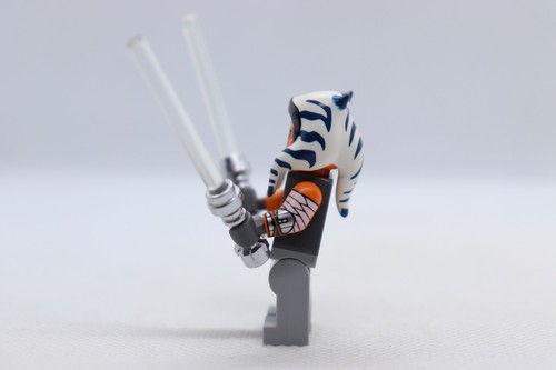 Ashoka Tano 75385 Printed Arms Gray Legs Star Wars LEGO® Minifigure Mini Figure - Picture 3 of 5