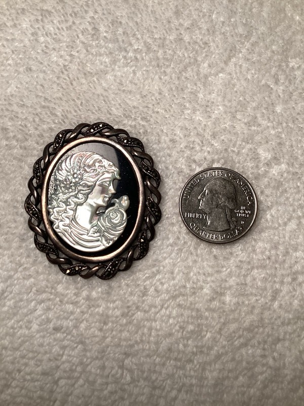 Vintage Black And White ￼Cameo Brooch Pendant ￼