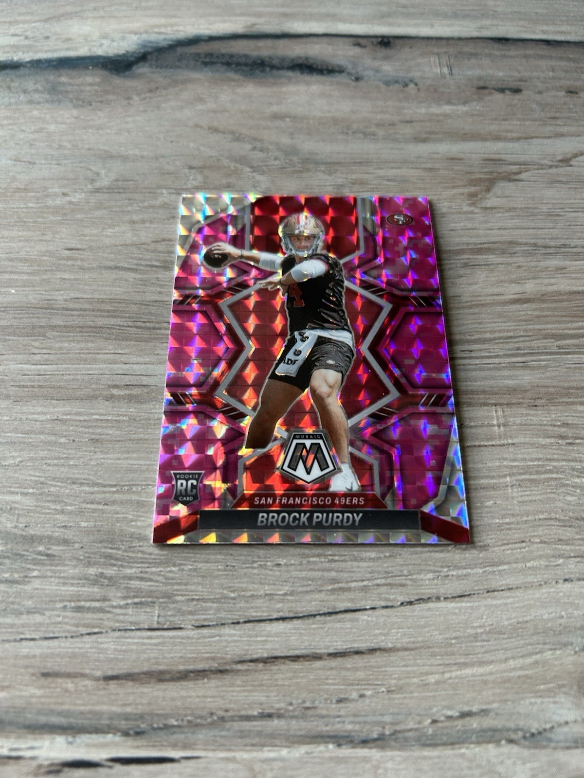 2022 Panini Mosaic Camo Pink Mosaic Prizm #367 Brock Purdy Rookie RC