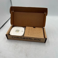 CHAMBERLAIN myQ MYQ-G0401 Smart Garage Hub White Smartphone Control