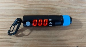 Clik Valve - Pocket Digital Gauge (Max 200psi), Used with original packaging.