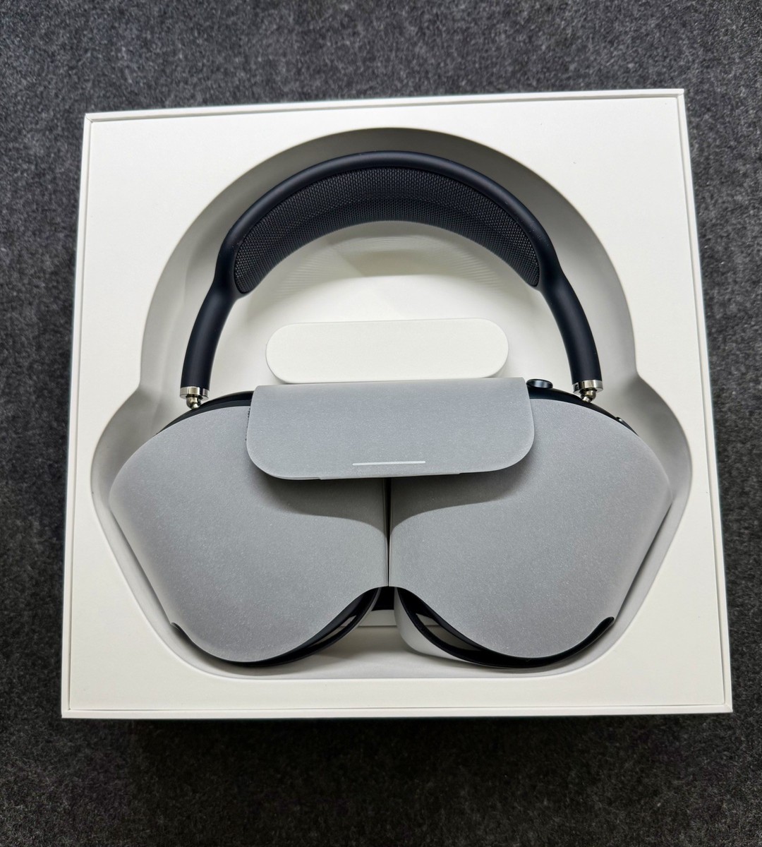 Apple AirPods Max 2nd Generation USB-C Charging Midnight Black +