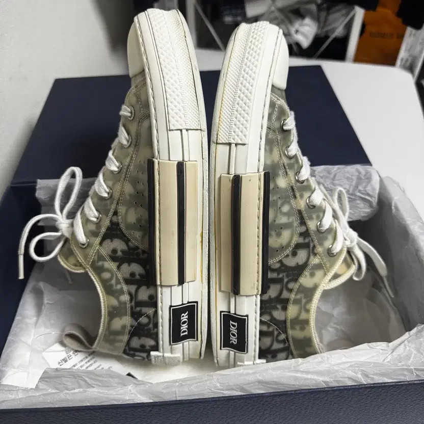 Dior Oblique B23 Sneakers Size 42, Good Condition thumbnail 2