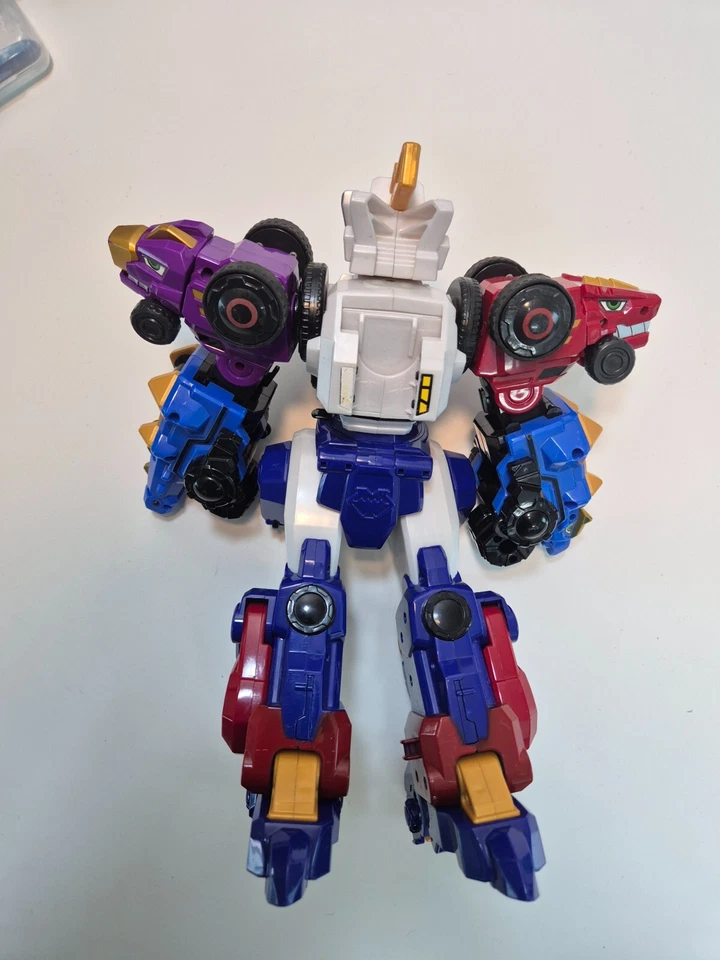 Dino Core Ultra D-Buster SABER KOREA TOY [USED ITEM] - Image 2 of 4