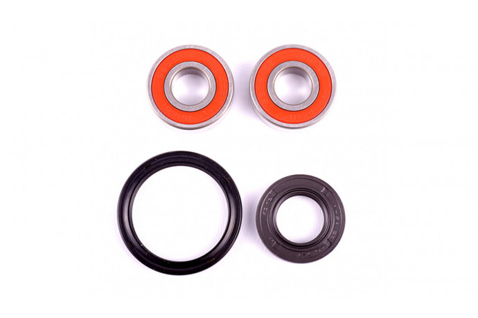Supprimer le jeu de guidon sur Yamaha TRX 850 avec le kit roulement de roue Tourmax
