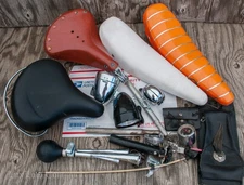 Stingray Cruiser Bicycle SEATS Lot 3 LIGHTS HORN BELL Post Vintage Schwinn Bike