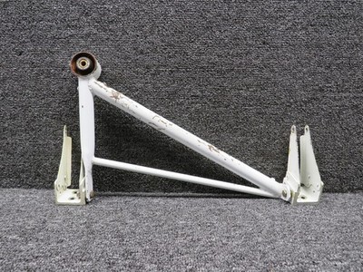 2854-11 Hawker BAE 125-800A Auxiliary Power Unit Plug Mounting Assembly
