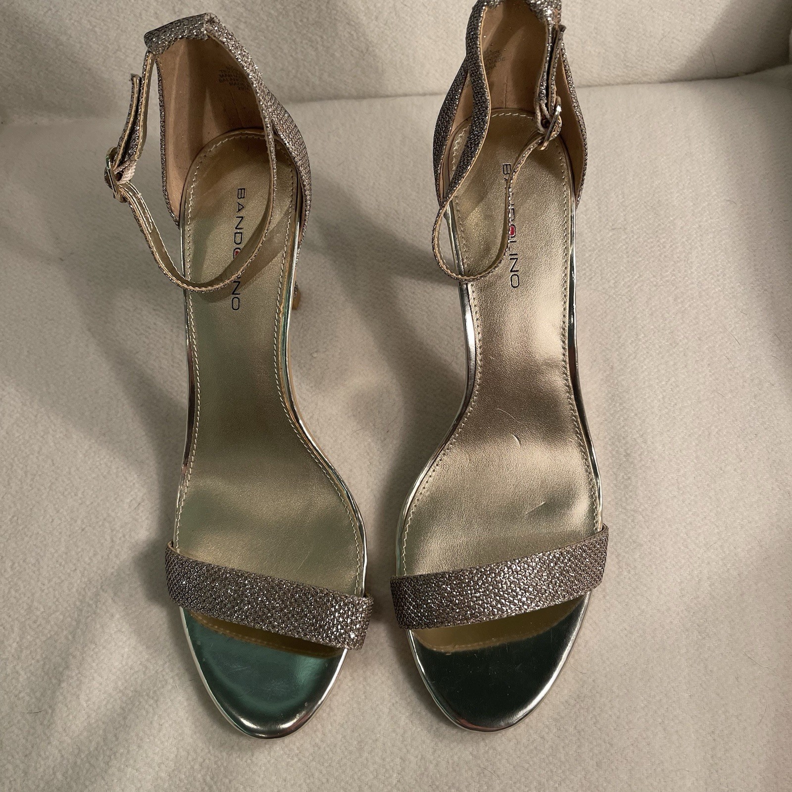 Bandolino  Nadia Women’s Gold Dress Ankle Strap Sandal 8.5 M