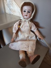 Intéressante Poupée Ancienne