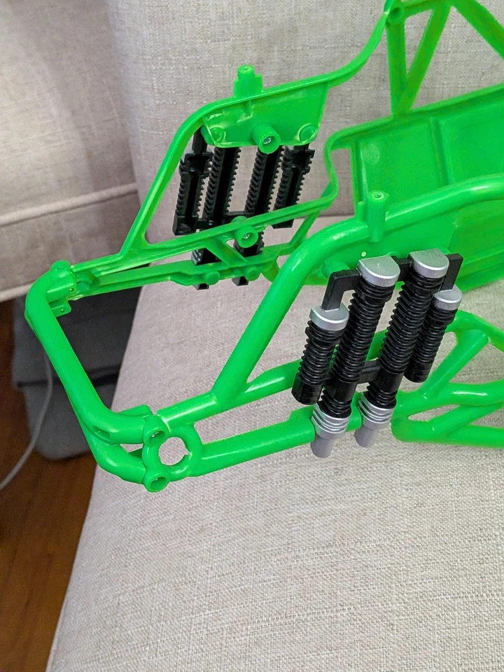 SKELETON FRAME PART FOR MONSTER JAM MEGA GRAVE DIGGER MEGALODON EL TORO RC TRUCK - Image 4 of 4