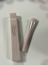 KYLIE BY KYLIE JENNER Blush Brush 04 New & Boxed