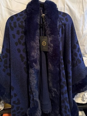 Kathy Ireland Women's Fashion360 Skies Faux Fur Trim Cape Navy Combo