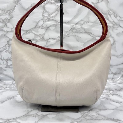 バッグ COACH Ergo Hobo White Leather Signature Vintage White Coach Leather Shoulder Bag: Adjustable Buckle