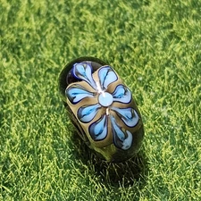 Trollbeads Arctic Bloom 8 Petals Flower OOAK Unique Glass Bead HTF