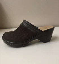 J-41 Rome Brown Suede Wedge Heel Slip On Clogs 7.5 M Comfort Casual Shoe