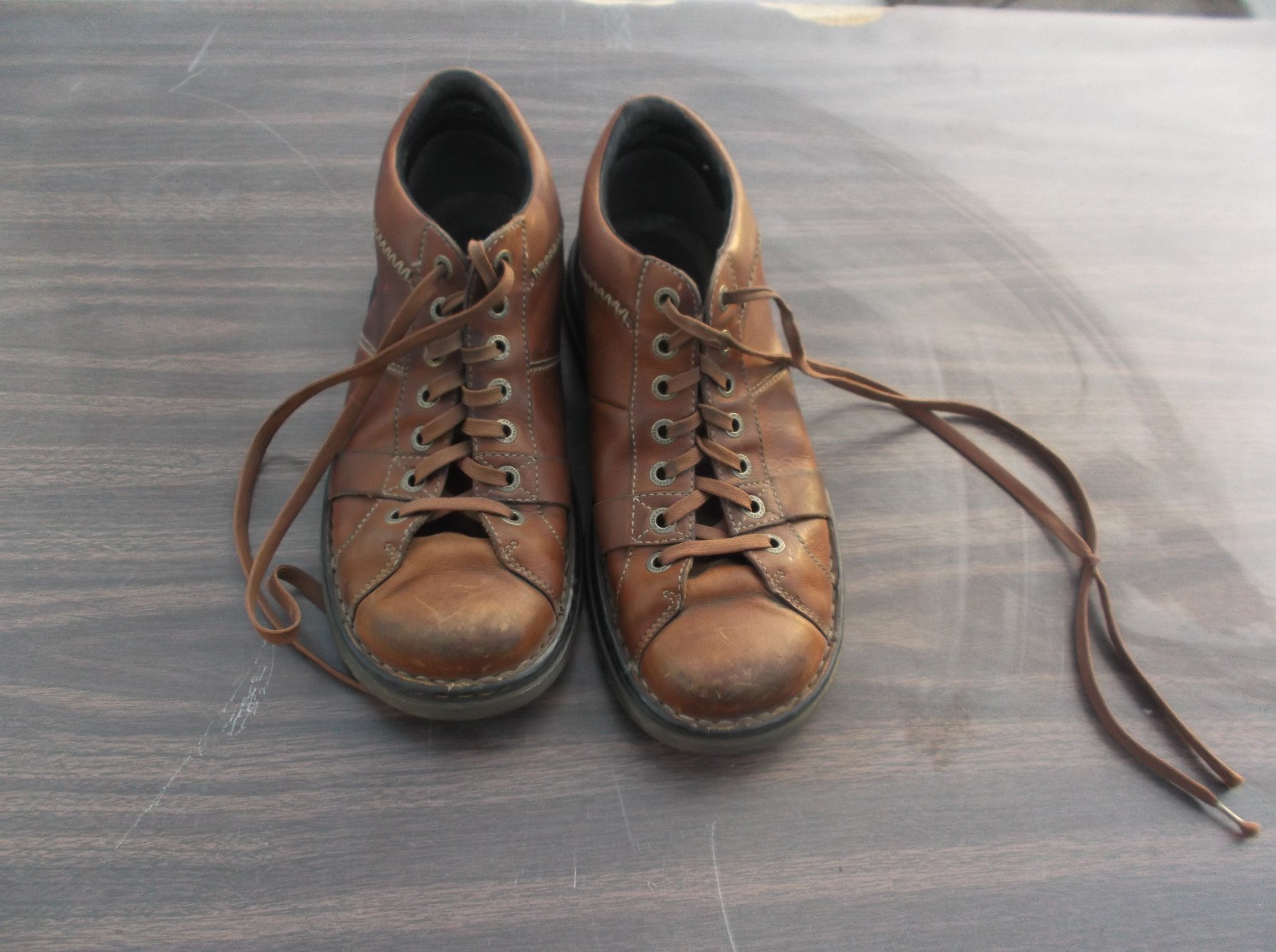 SAOLA DR. MARTENS SCARPE MARRONE CHIARO PELLE SUOLA AMMORTIZZATA AD ARIA OXFORDS UOMO tg12 140378