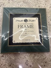 Mill Hill 6 x 6 Hand Painted Wooden Frame Holiday Green 2006