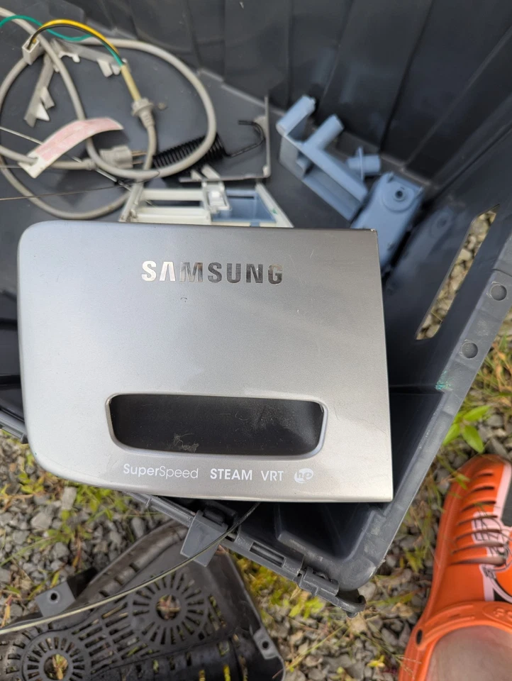 Lavadora de carga frontal Samsung todas las piezas internas el panel de control Foto 4 de 4