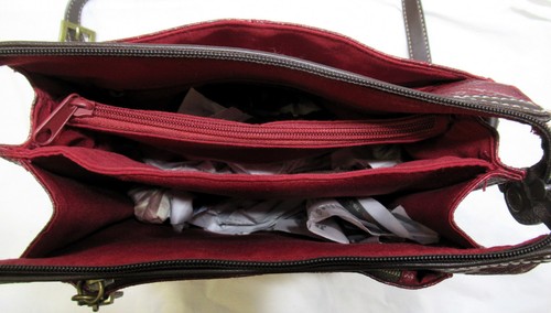 Relic Crossbody Handbag Purse Embossed Faux Leather Crimson Paisley - Picture 5 of 9